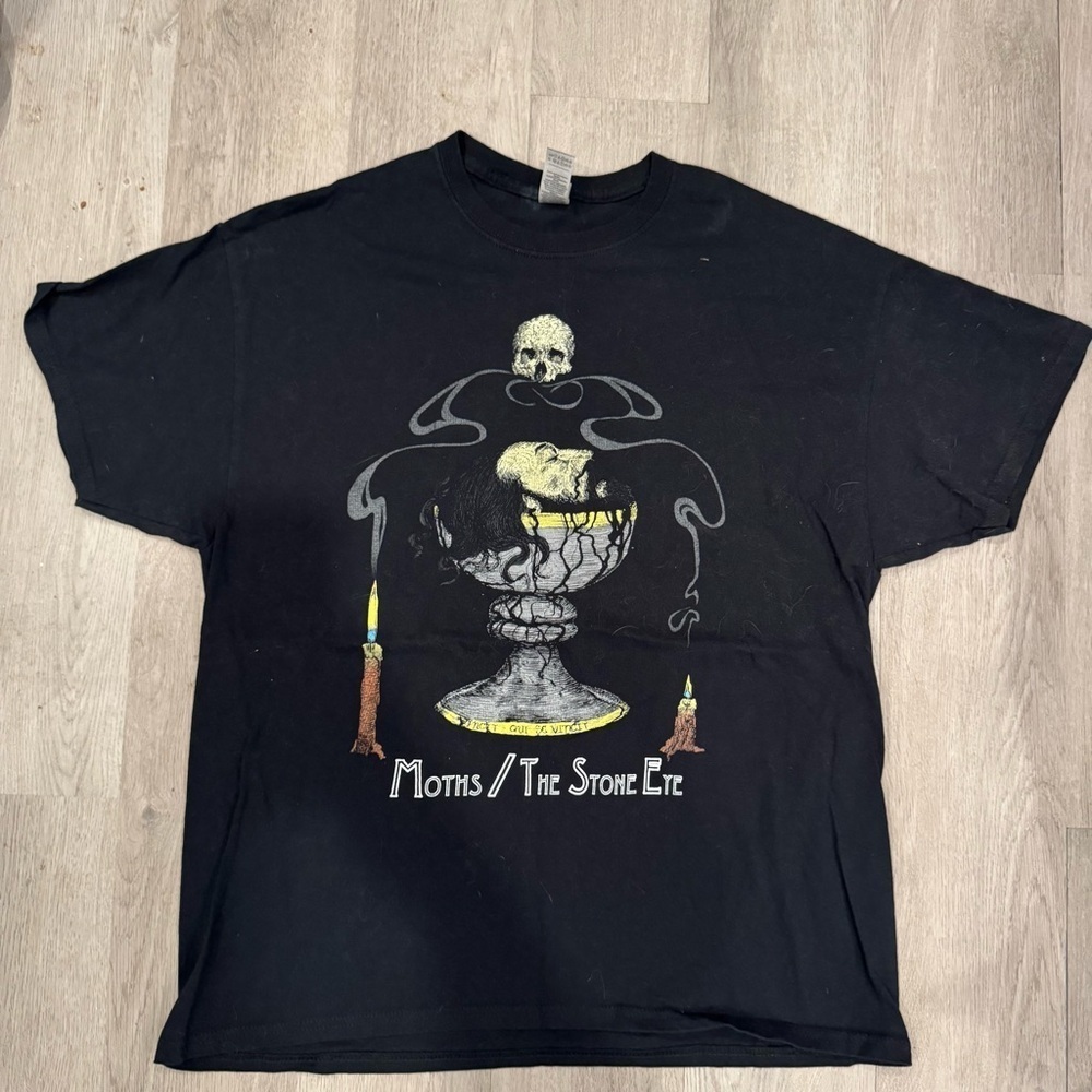 Moths/The Stone Eye Split T-shirt 2020 Promotional Tee Size XL Black